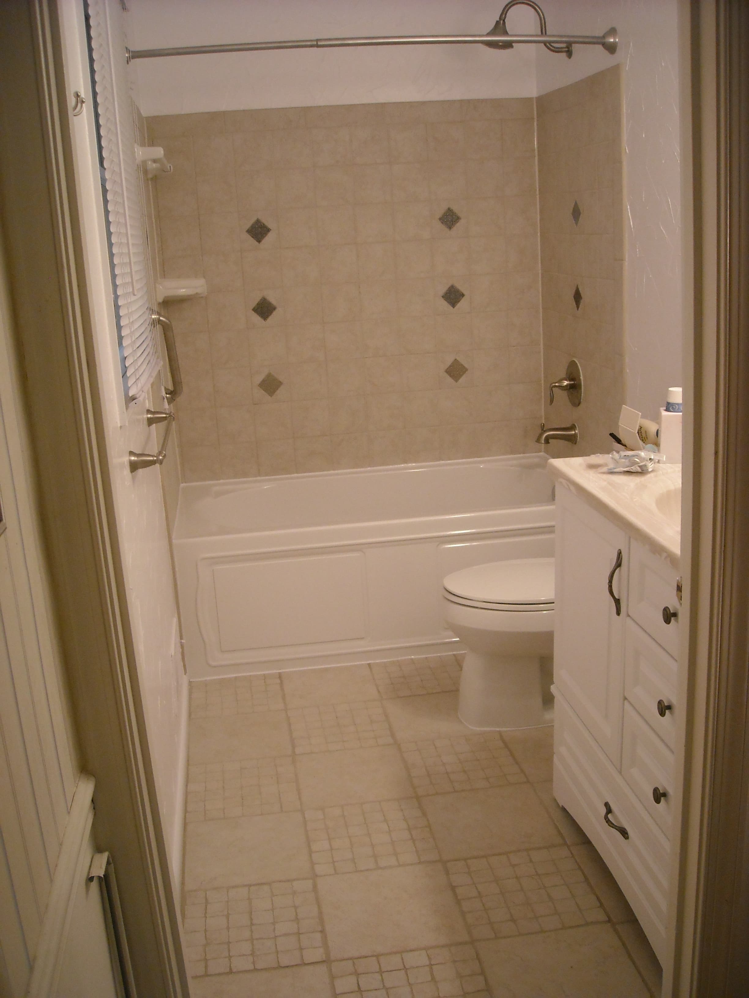 Remodeling of full bath after image 2